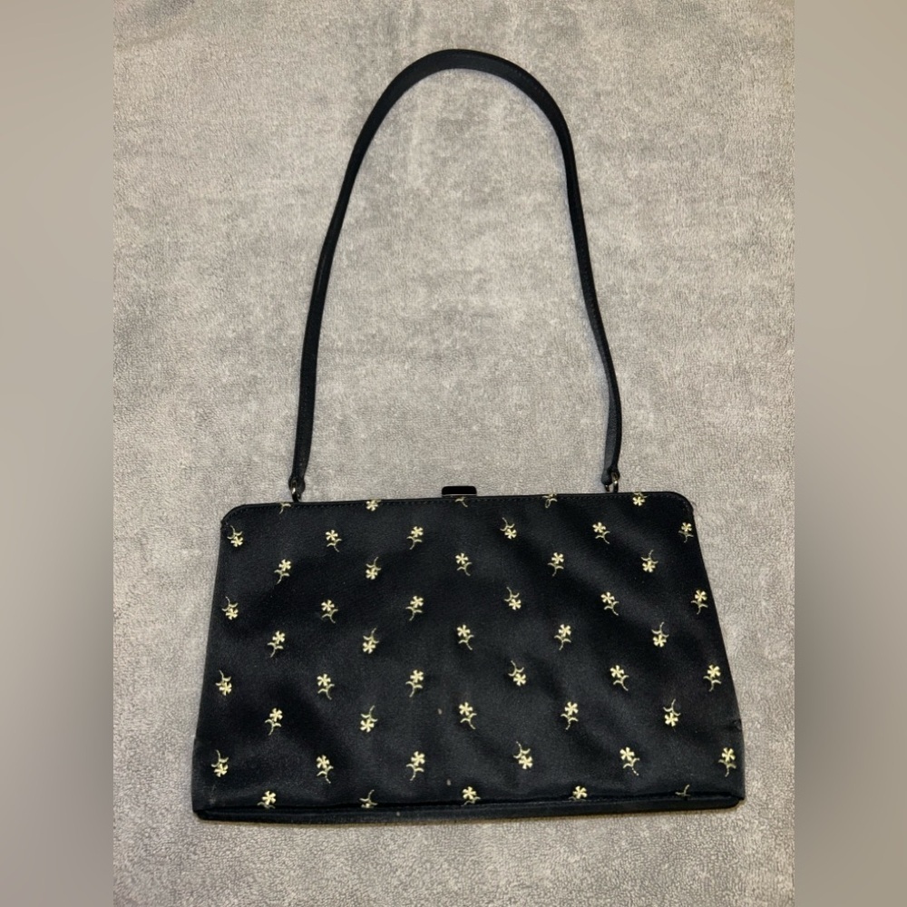 Vintage Esprit clasp embroidered shoulder handbag